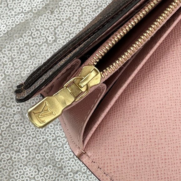 Louis Vuitton Sarah Wallet - Picture 6 of 8